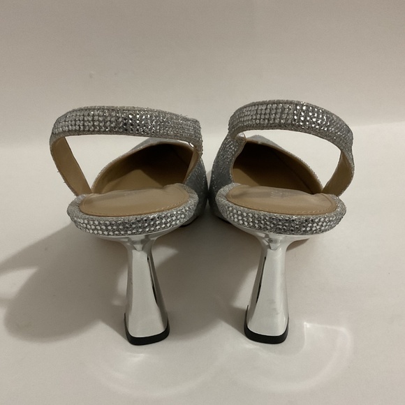 Michael Kors Chelsea Slingback Heels, 10M - Picture 5 of 7